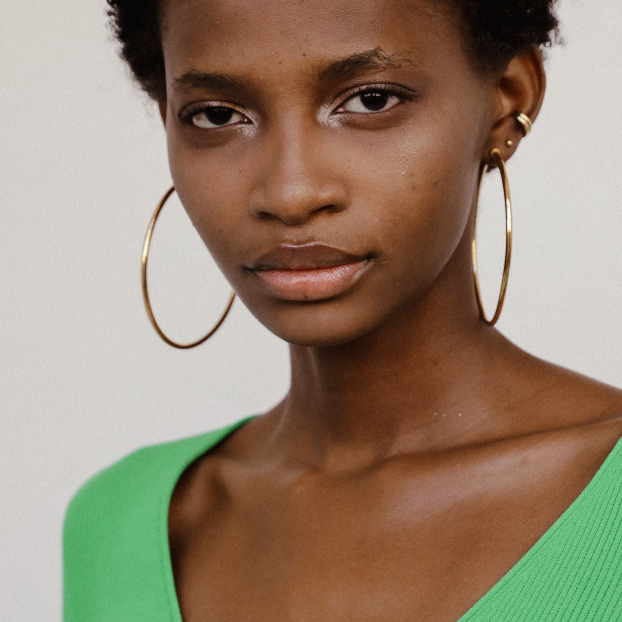 Kim Hoop Earrings (6644917305457)