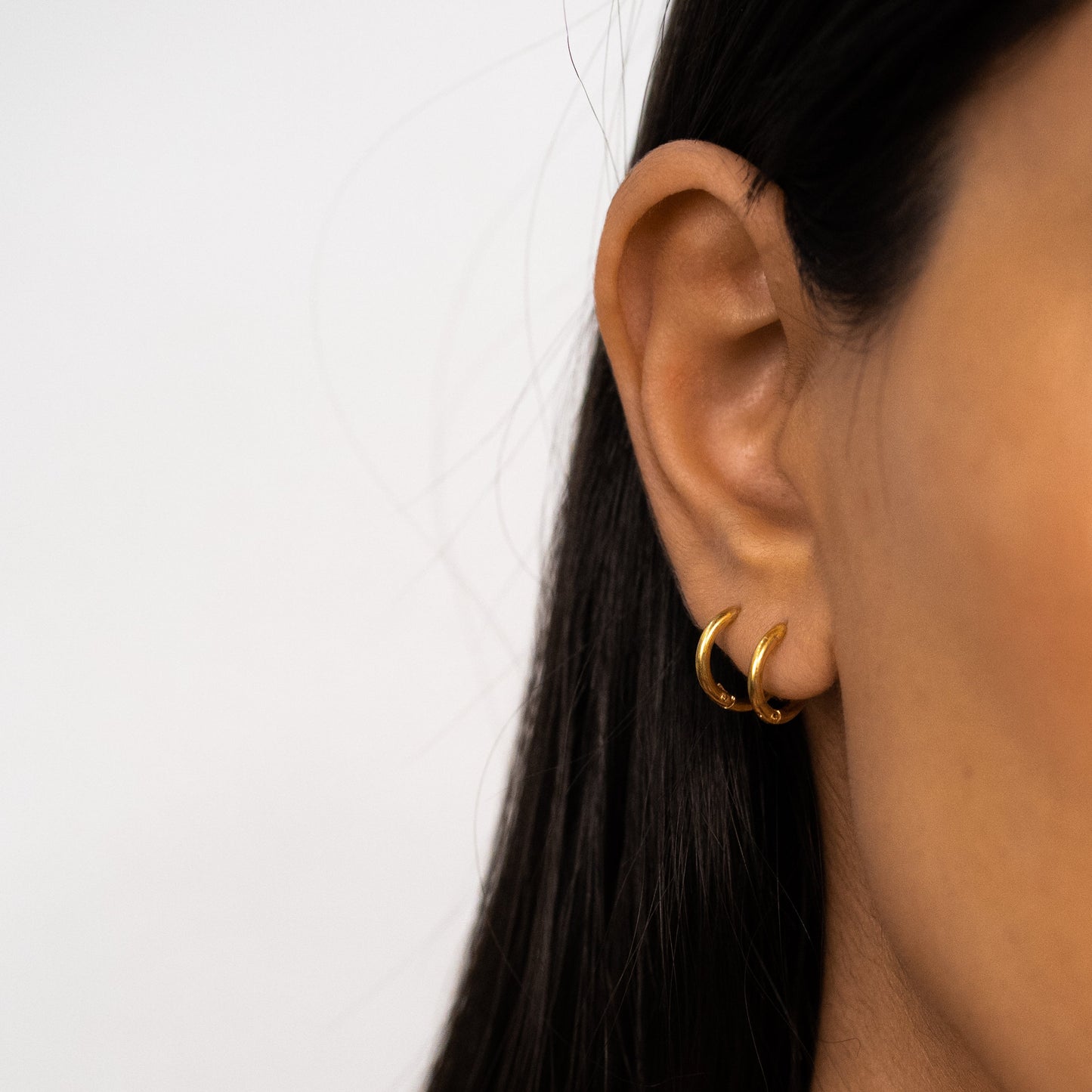 Huggie Hoop Earrings  Hey Harper (6581373370481)