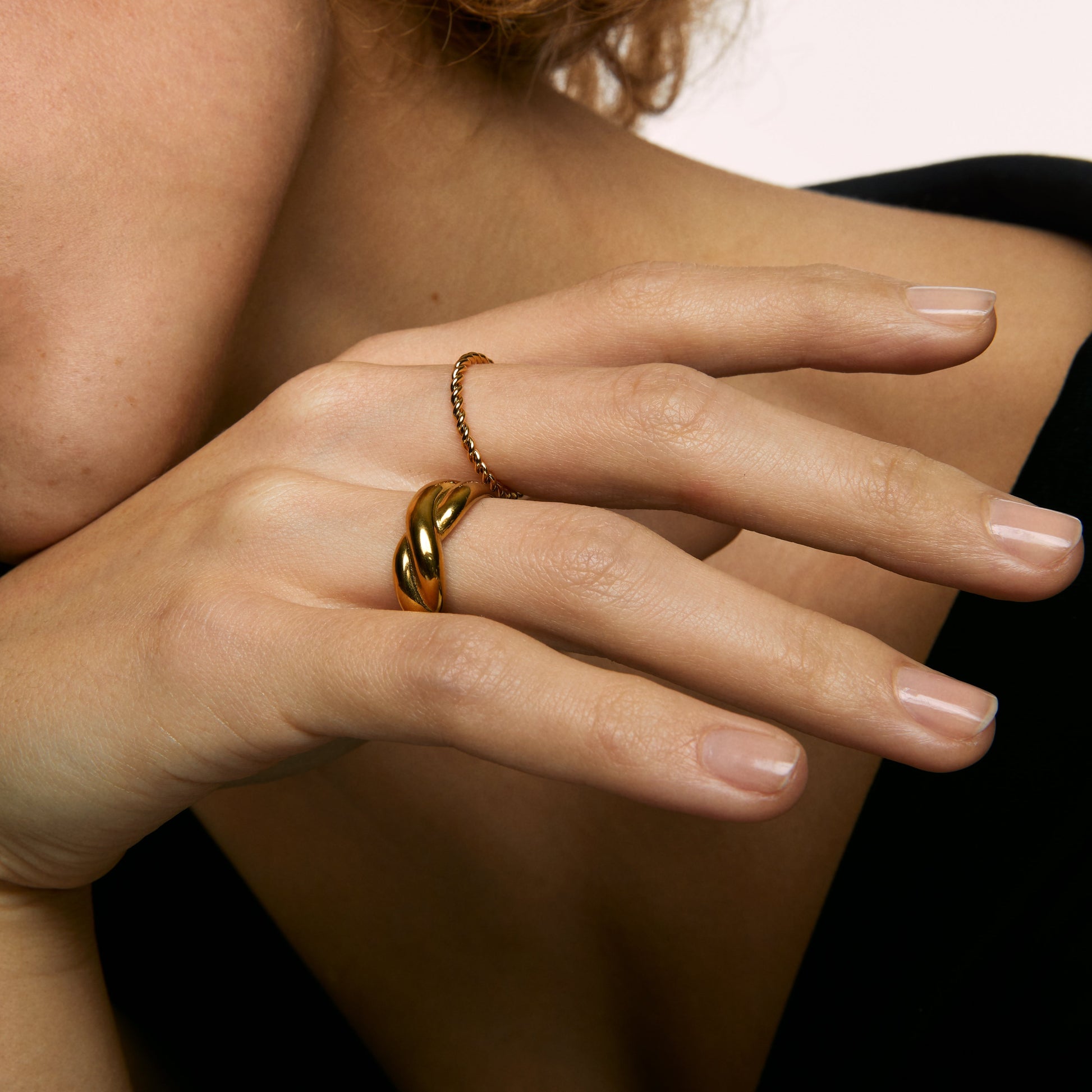 Donna Ring (6627549118577)